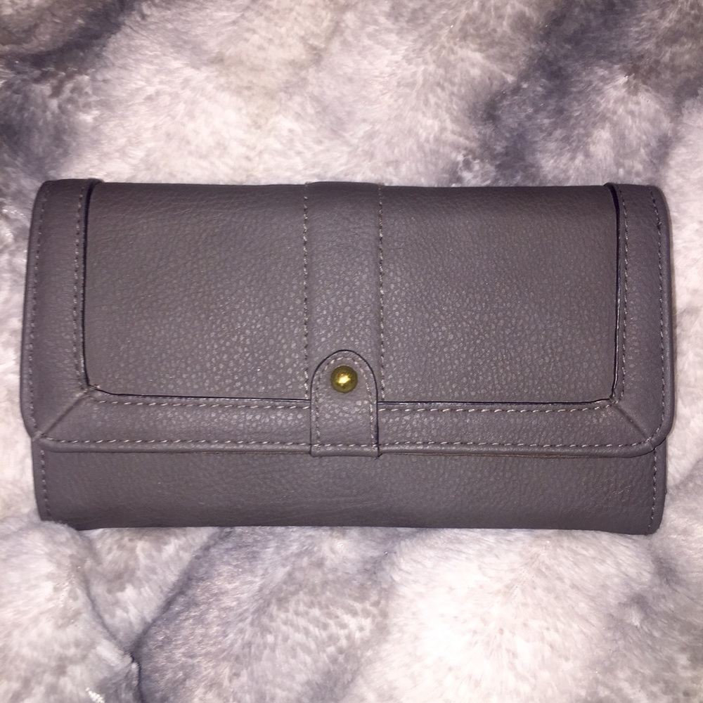 Clasp wallet