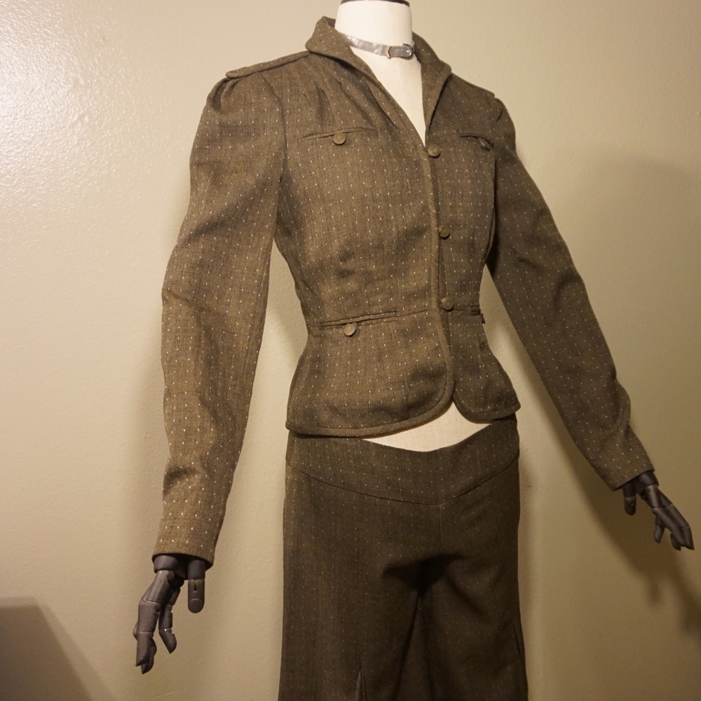 SOLD Cropped pants 2 piece suit