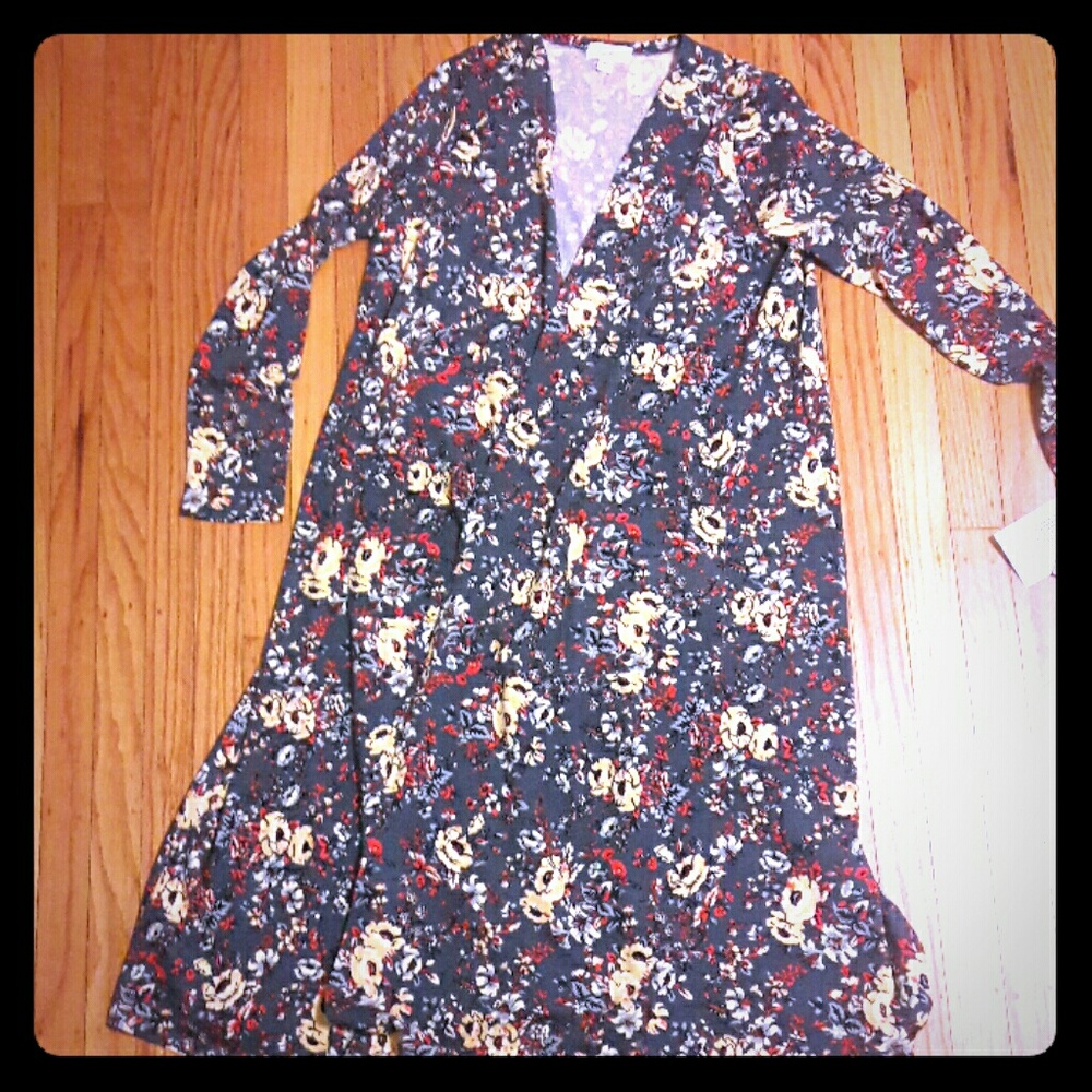 SOLD elsewhere-No longer available -Lula Roe Sarah