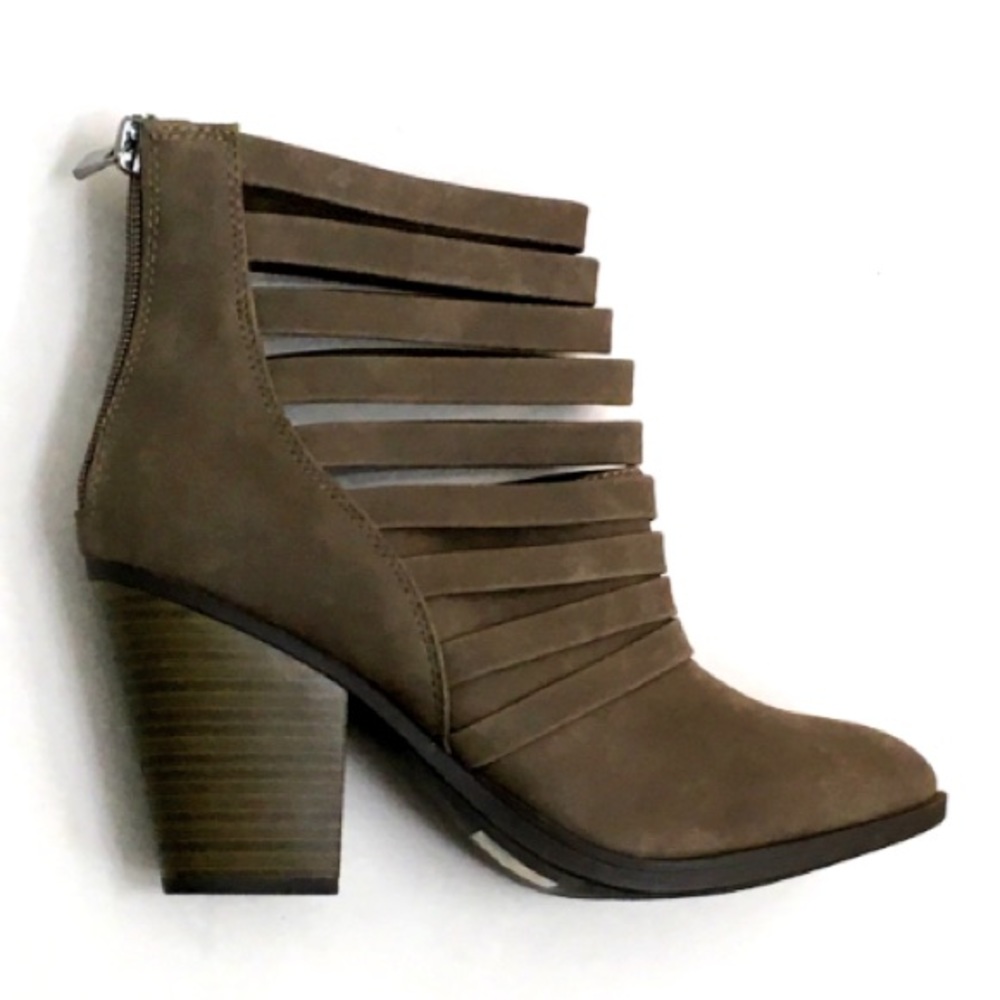 🎉HP🎉 Leather Hybrid Heel BOOTS Ankle Booties - Picture 5 of 6