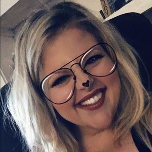 Meet your Posher, Lindsey