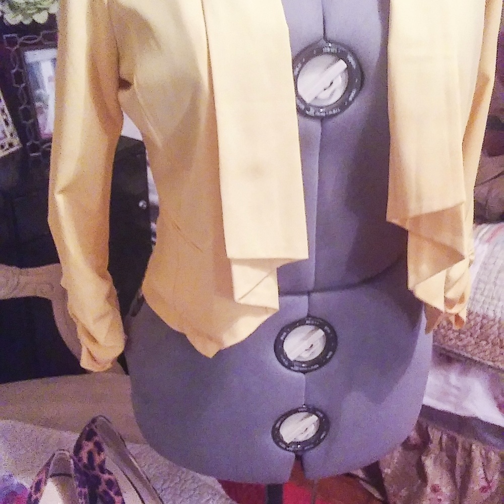 #RollingOut#Guess Cropped Jacket
