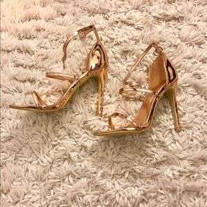 Rose gold bare heel three straps
