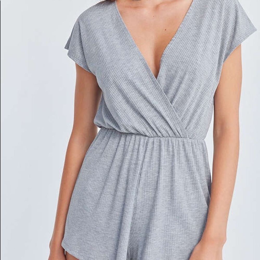 Kimchi blue urban romper
