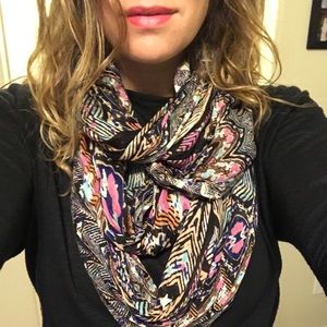 Light Weight Scarf