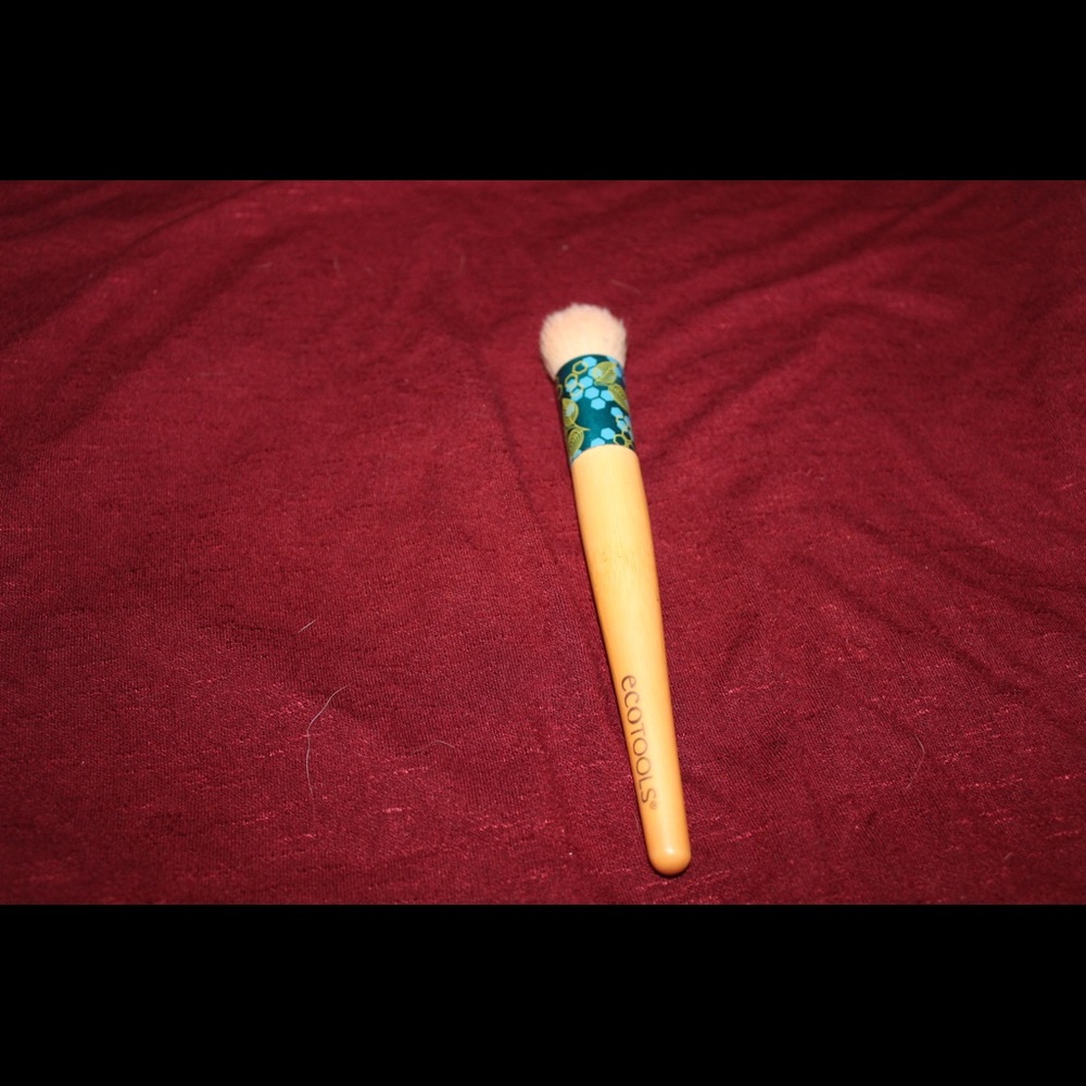 eco tools brush