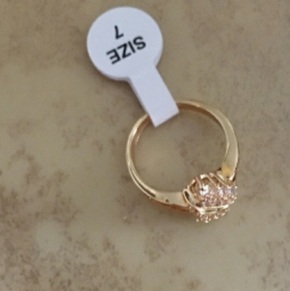 🆕"ANNIVERSARY TIME"RHINESTONE CRYSTAL RING💍 - Picture 5 of 7