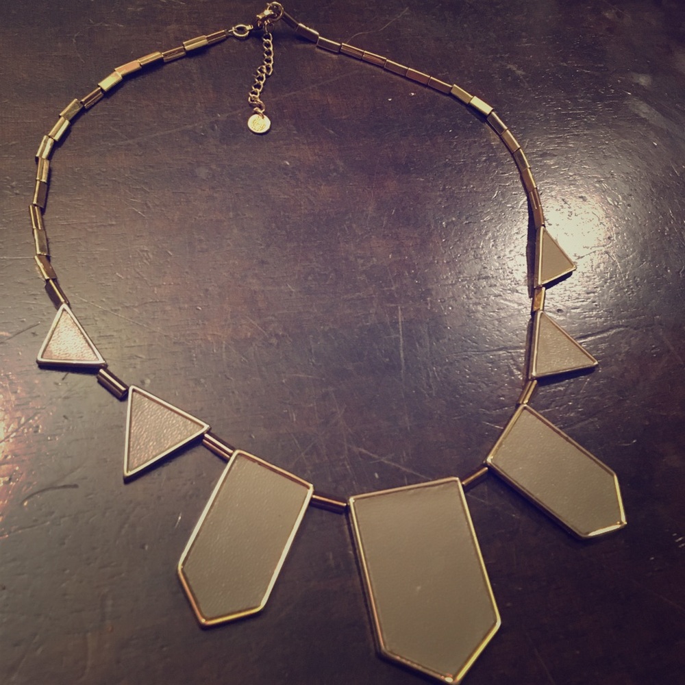 House of Harlow necklace 😍