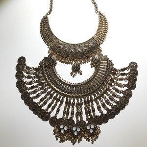 Faux gold Statement necklace