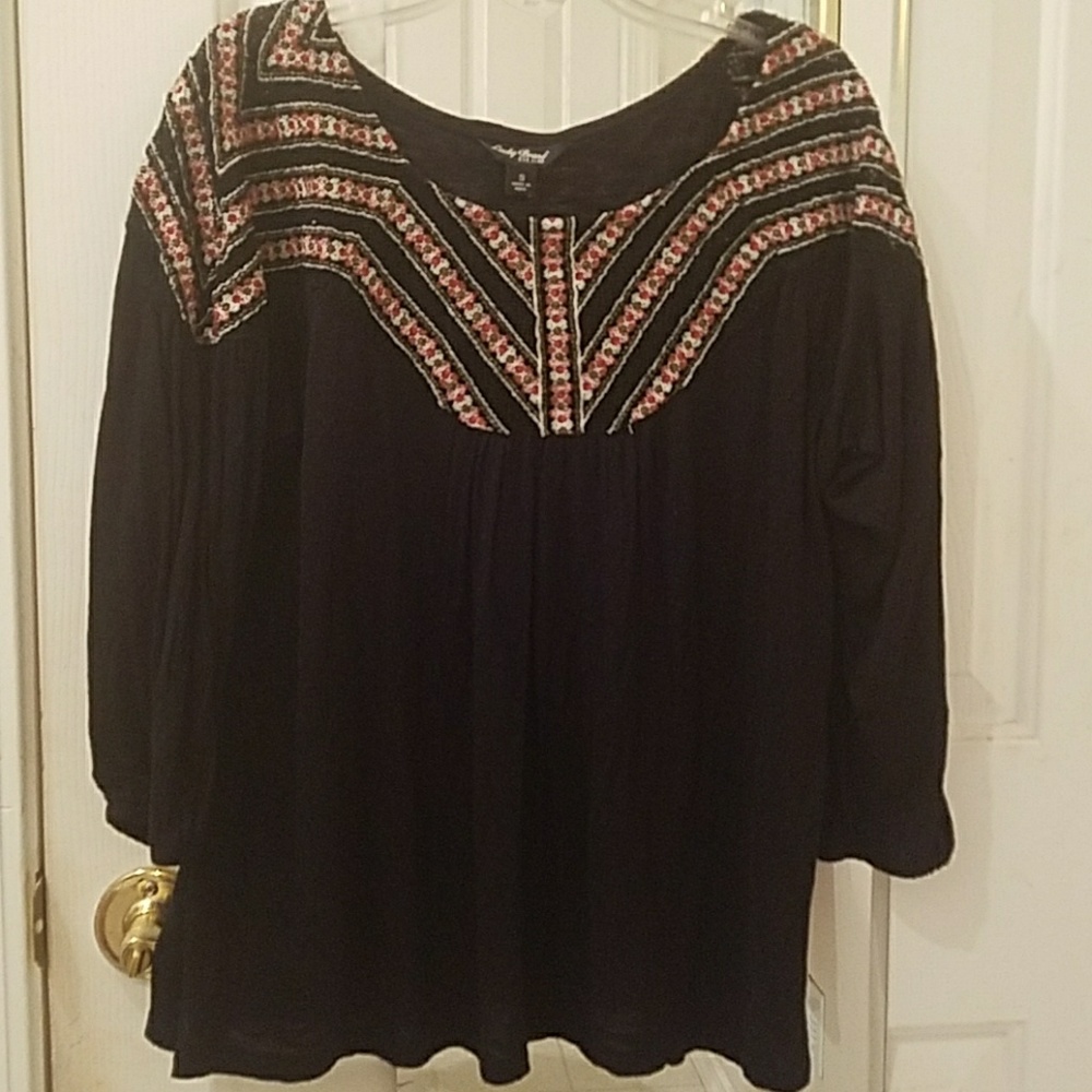 Black blouse with colored pattern and 3/4 sleeves