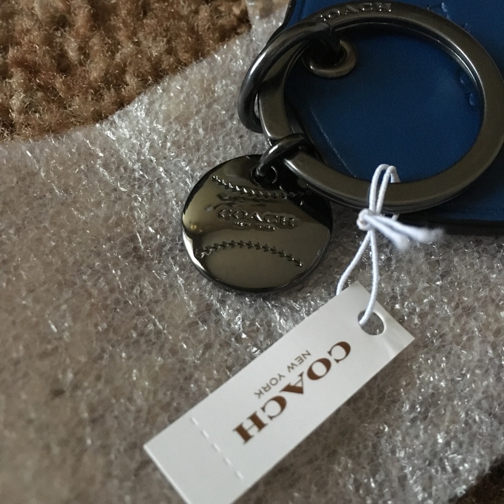 Coach Baseball Cap Leather Key Chain - Picture 3 of 7