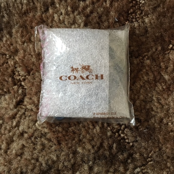 Coach Baseball Cap Leather Key Chain - Picture 7 of 7