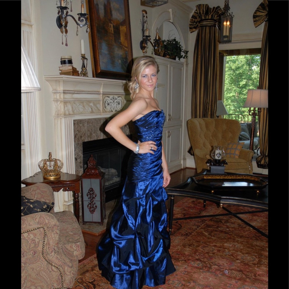 Formal dress Jump Apparel size 1/2 altered to a 00