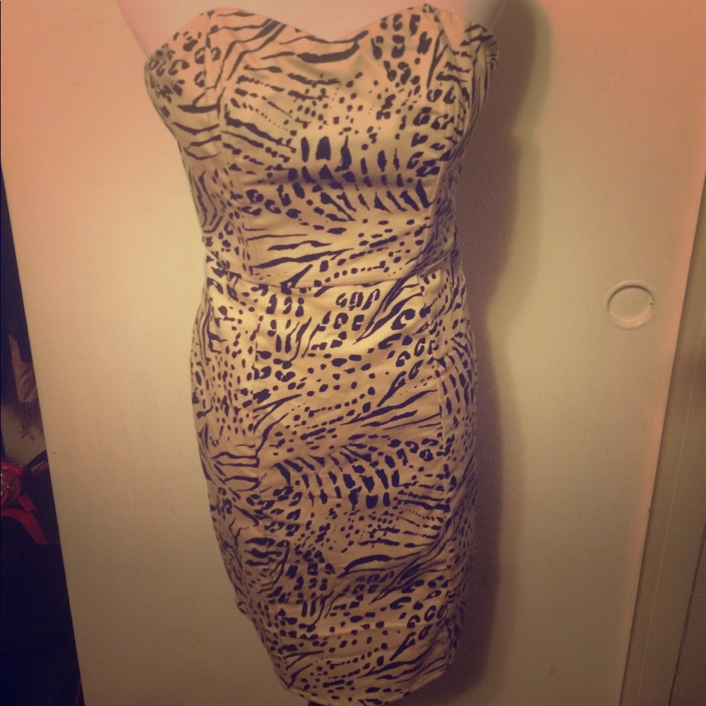 🔥 Beige and black print dress
