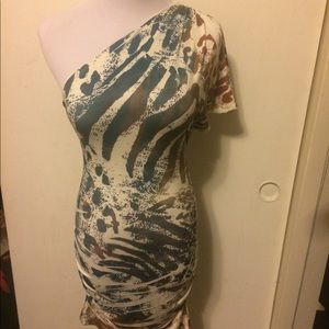 🔥 One shoulder dress