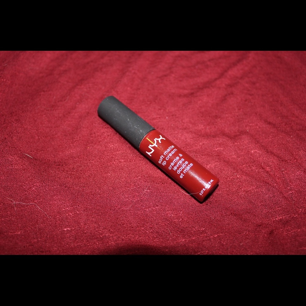 nyx lip cream