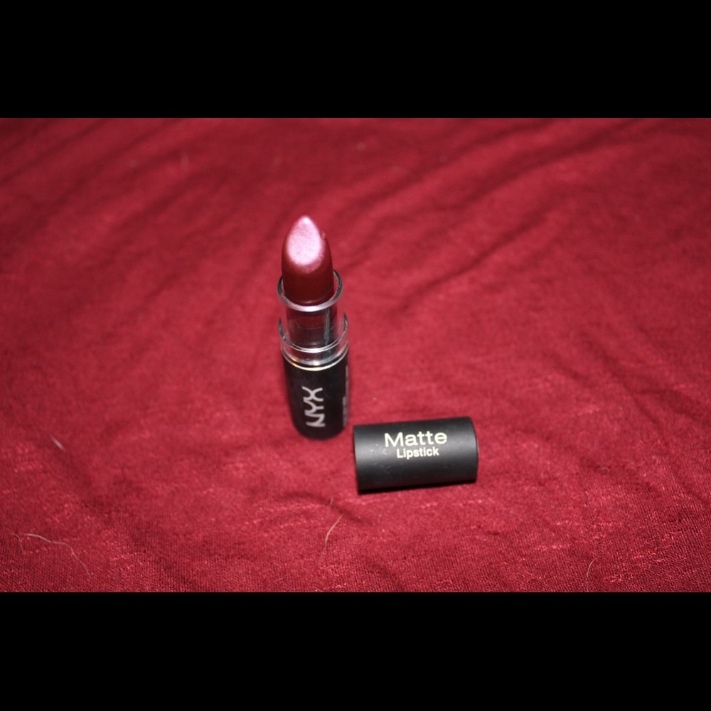nyx matte lipstick