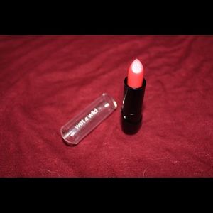 wet n wild lipstick