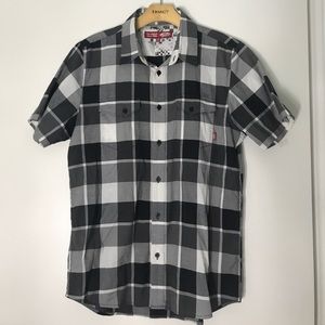 Vans off the wall casual Button Front plaid mens M