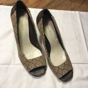 Comfortable open toe dress pumps