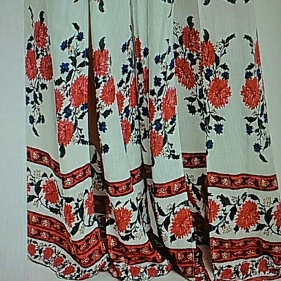 IVORY FLORAL JUMPSUIT - Picture 3 of 6