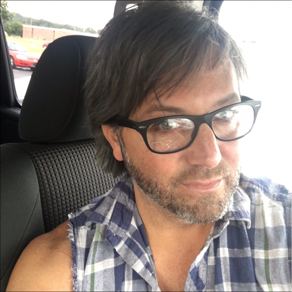 Meet your Posher, Brandon