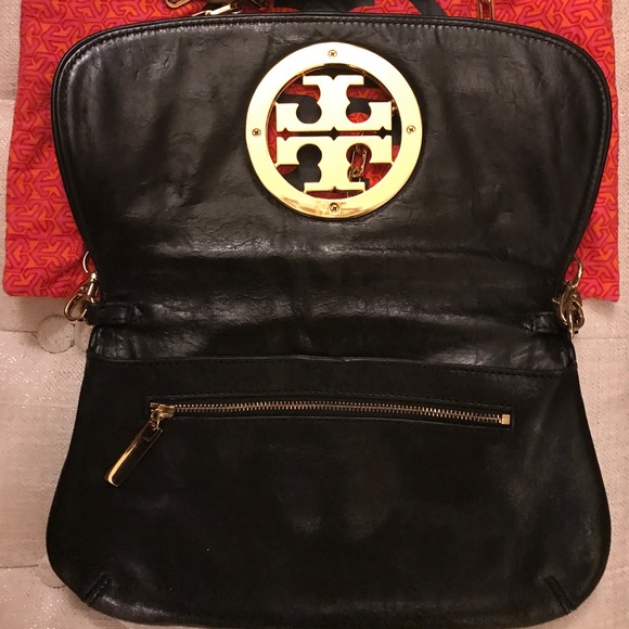 Tory Burch Logo Clutch in Black and Gold - Picture 2 of 8