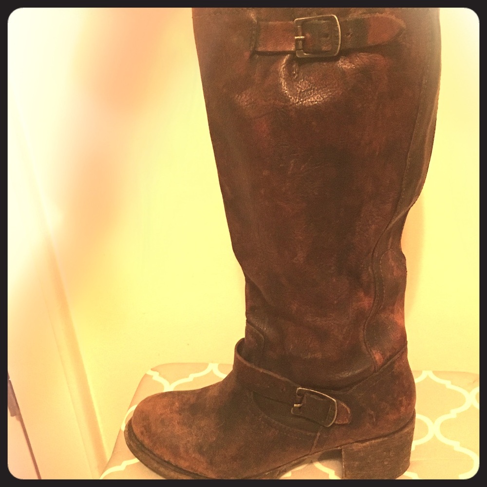 Frye Veronica Distressed Boots