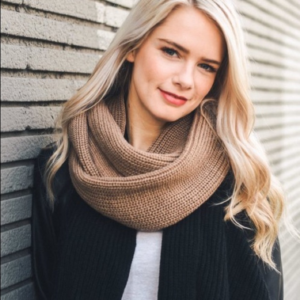 🆕MOCHA Scarves