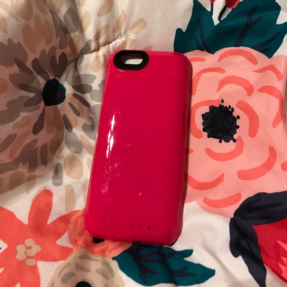 Mophie iPhone 6/6s Case || Will take lower offers!