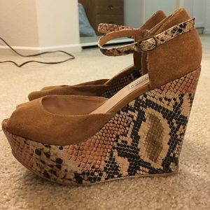 Steve Madden snakeskin wedges