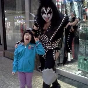 Meet your Posher, Maria