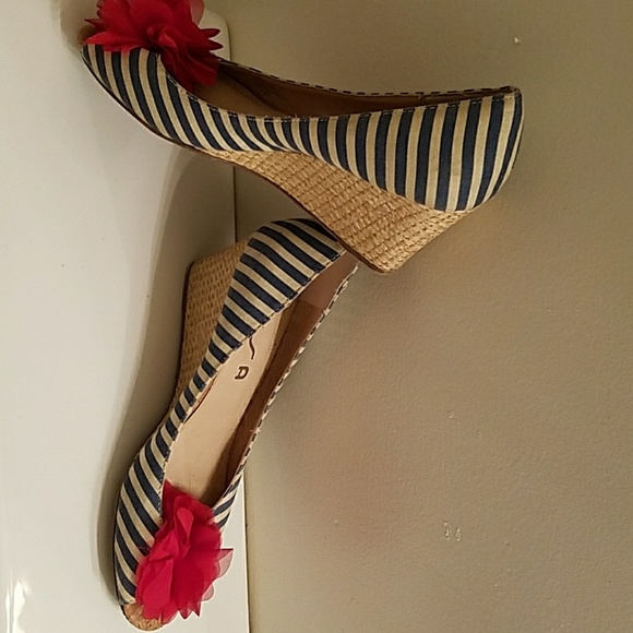 Stripped wedges - Picture 2 of 2