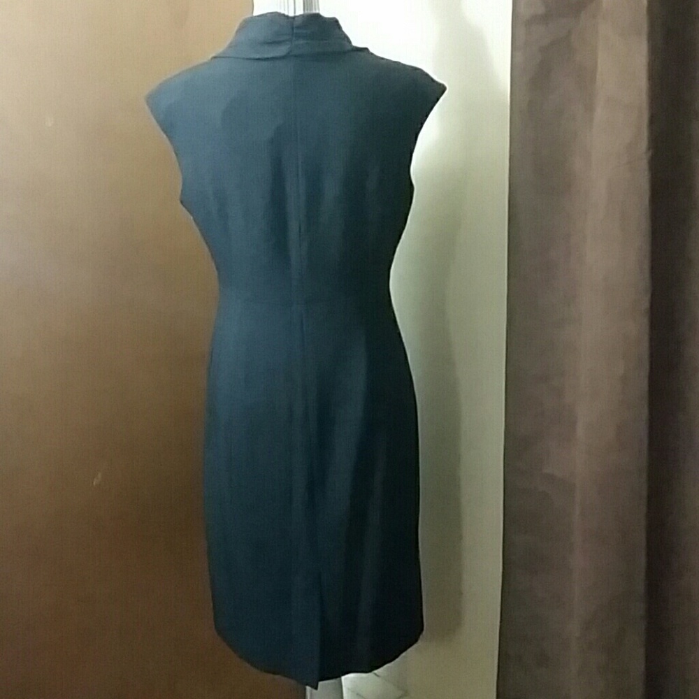 Yvos Dress - Picture 7 of 8