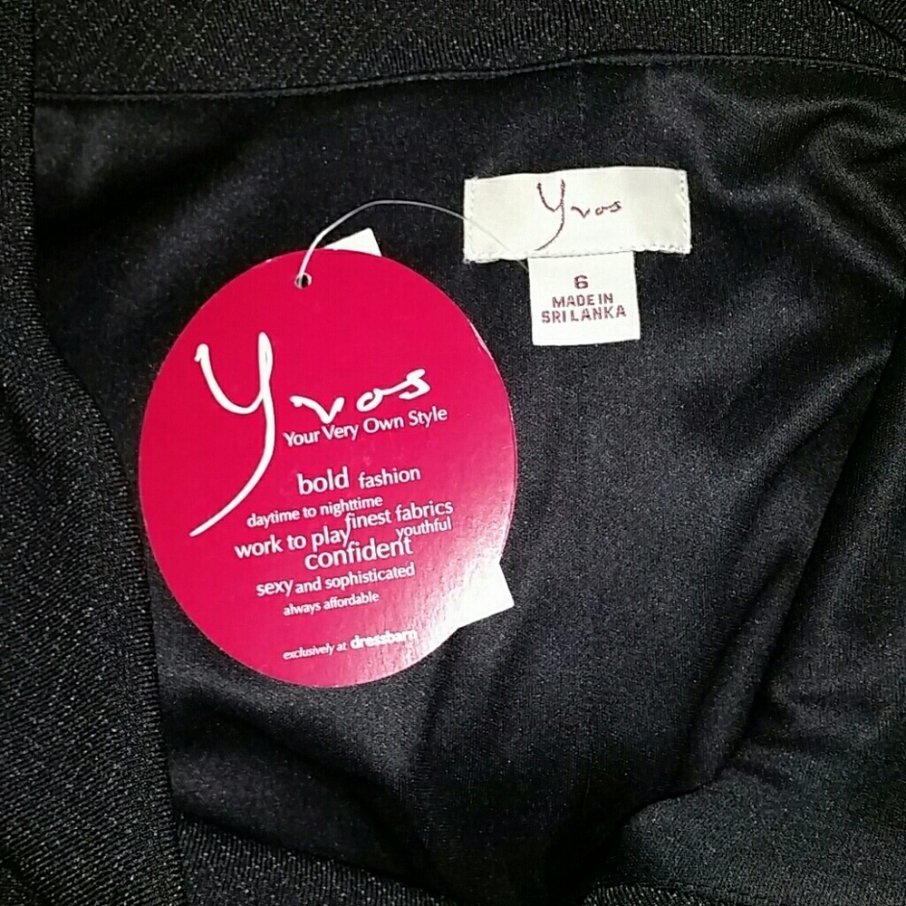 Yvos Dress - Picture 8 of 8