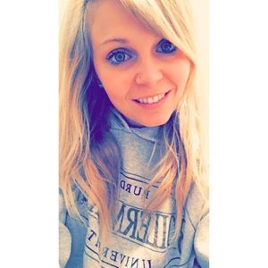 Meet your Posher, Whitney