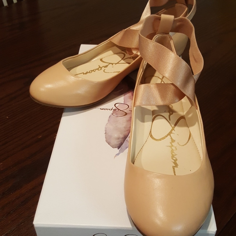 Women's shoes