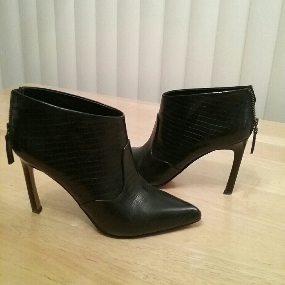 Nine West Black Crocodile Textured Ankle Booties