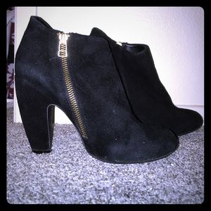 Black Steve Madden Heels size 6.5