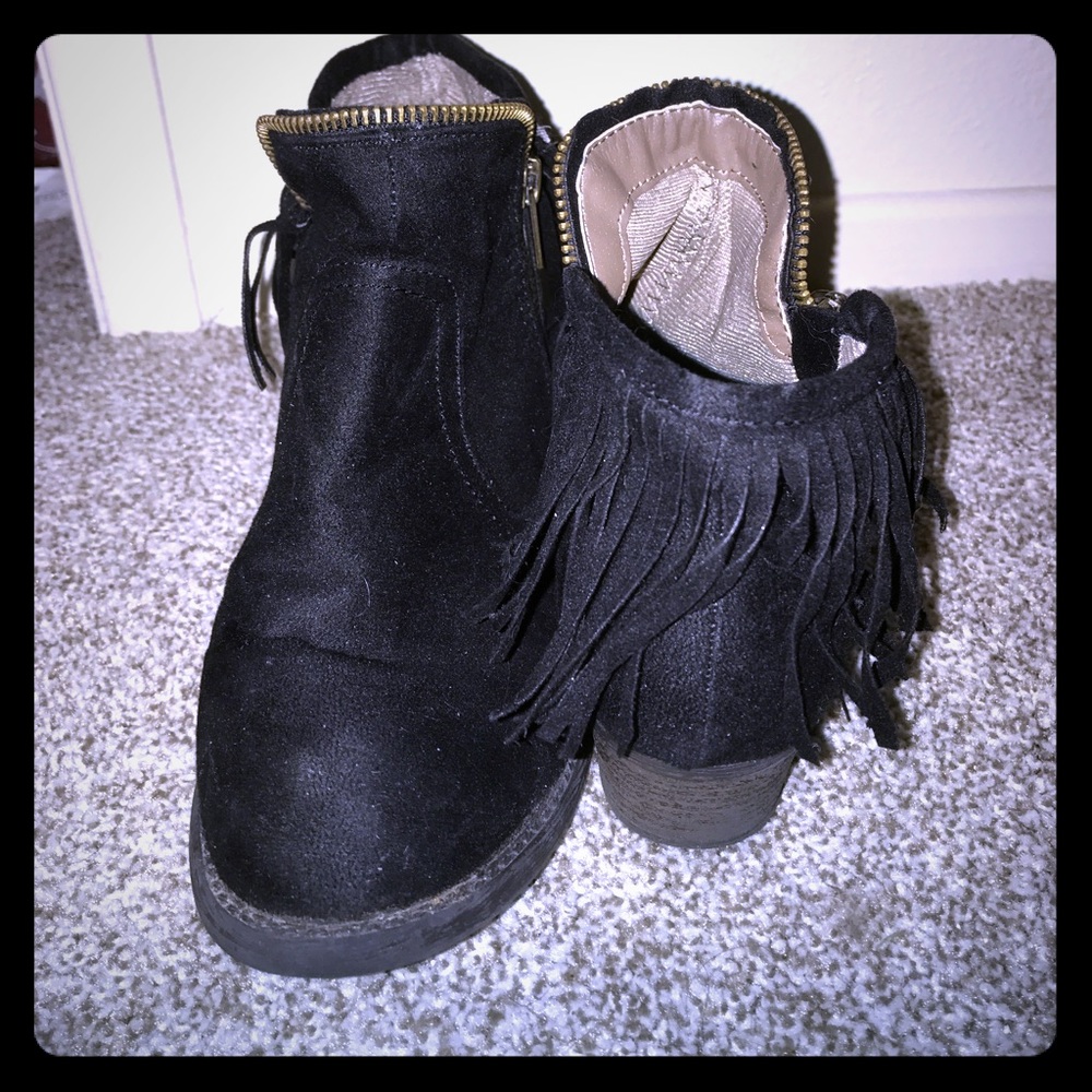 Black fringe ankle boots size 6