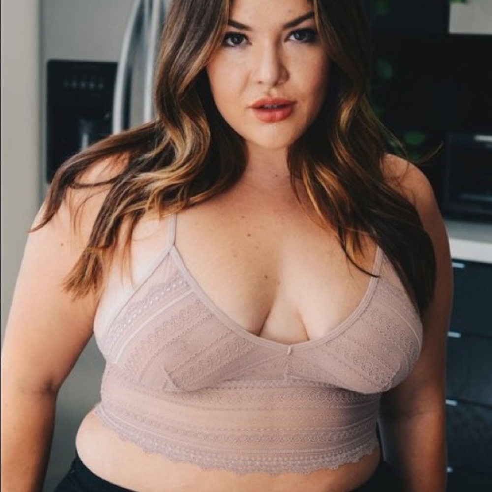 🆕NUDE PLUS SIZE Bralettes