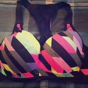 Victorias Secret VSX NWOT✨sport bra funky color