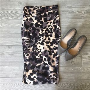 Leopard Print Charlotte Russe stretch skirt.