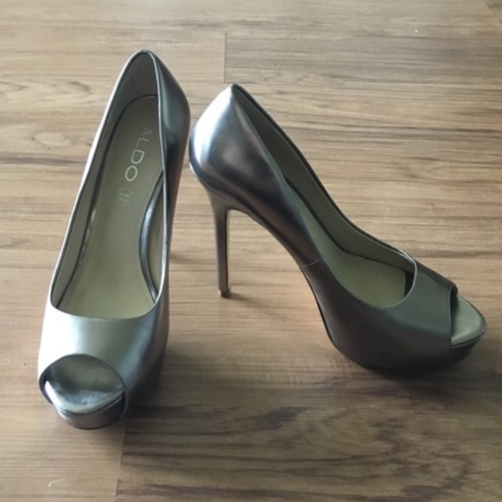 Metallic Aldo heels