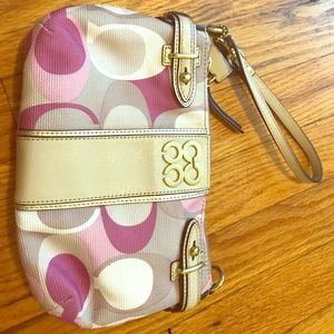 Like  new coach wristlet pretty colors!