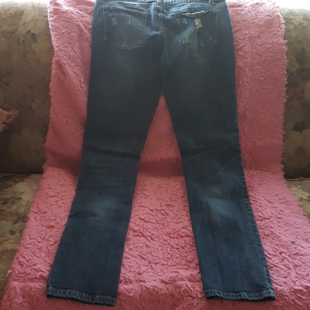 Jeans - Picture 2 of 3