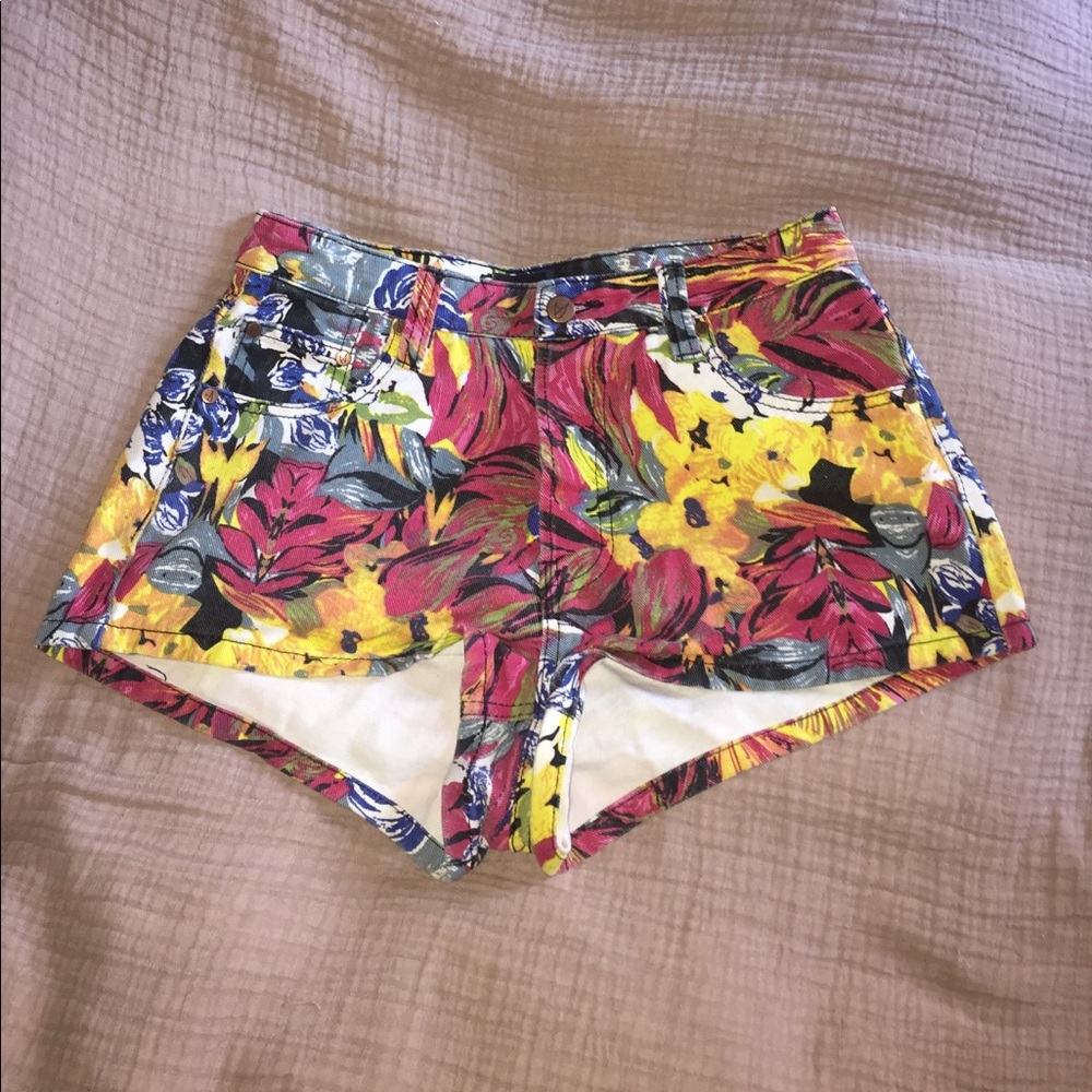 Denim minkpink floral button fly shorts