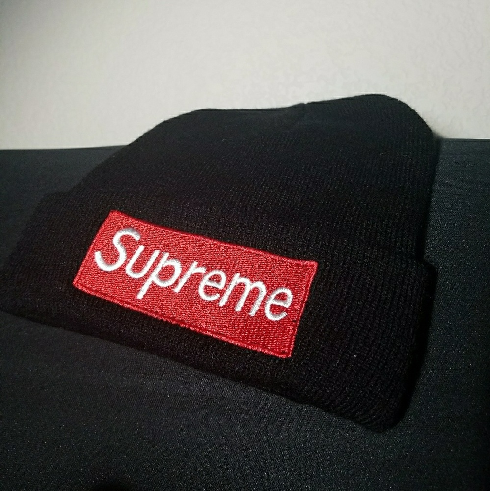 Supreme hat