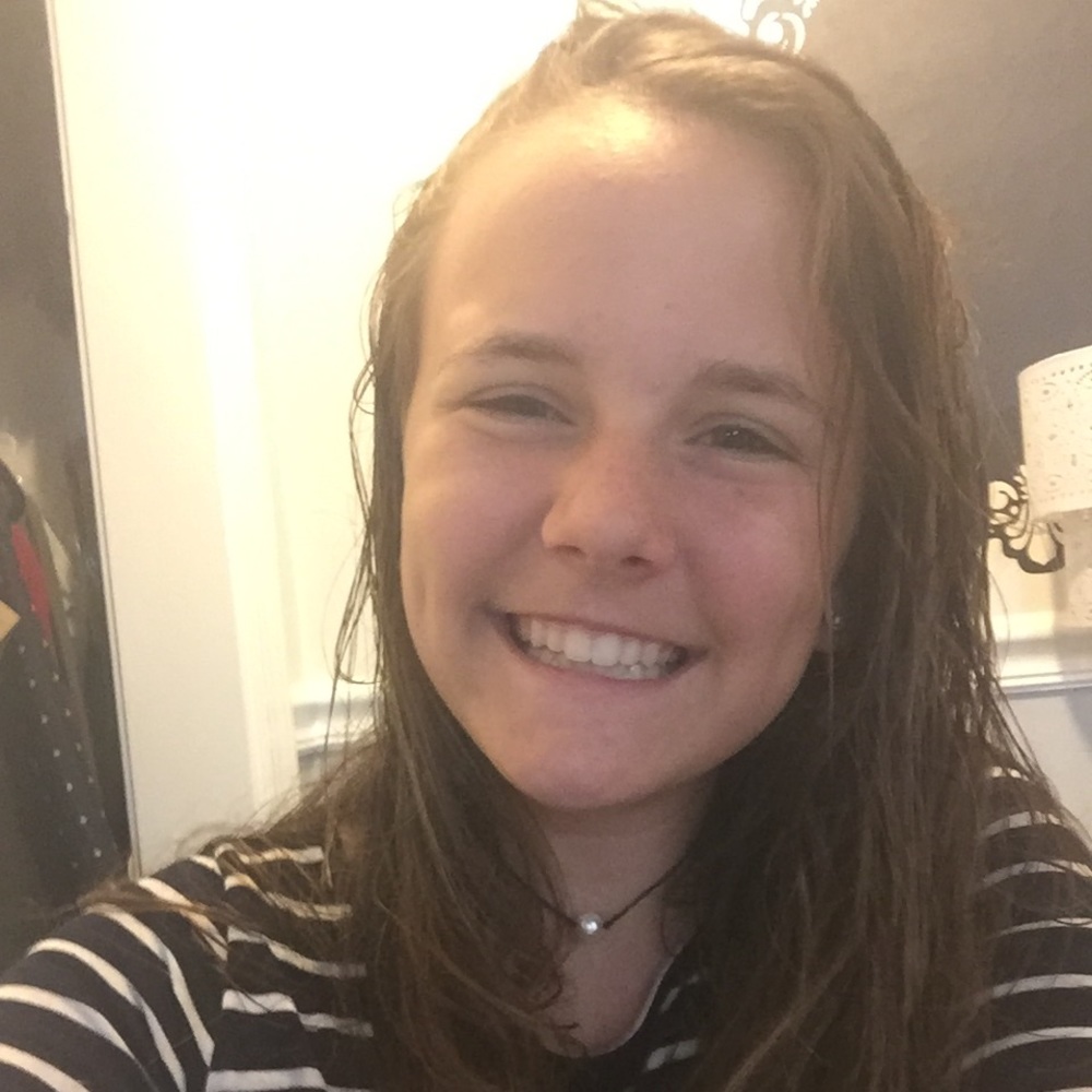 Meet your Posher, Caroline