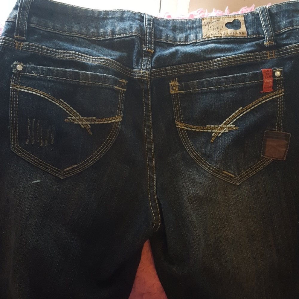 Jeans - Picture 5 of 6